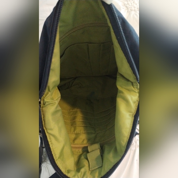 Baggallini - Picture 4 of 5